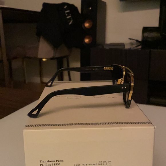 *Dita* Mach Three - Picture 4 of 9